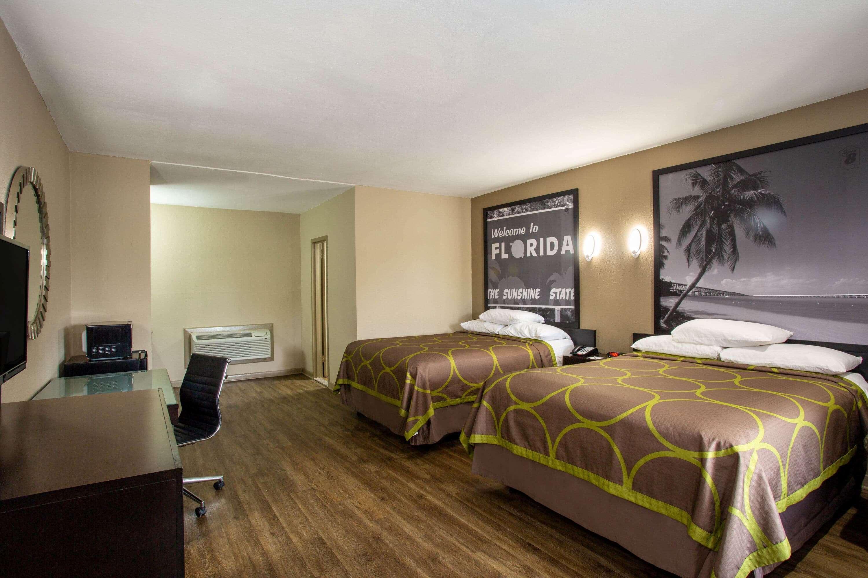 Super 8 By Wyndham Pensacola Nas Area Motel Beach Haven Ngoại thất bức ảnh